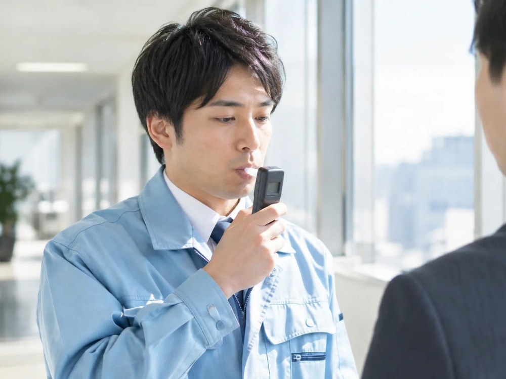 アルコールチェックの義務化とは